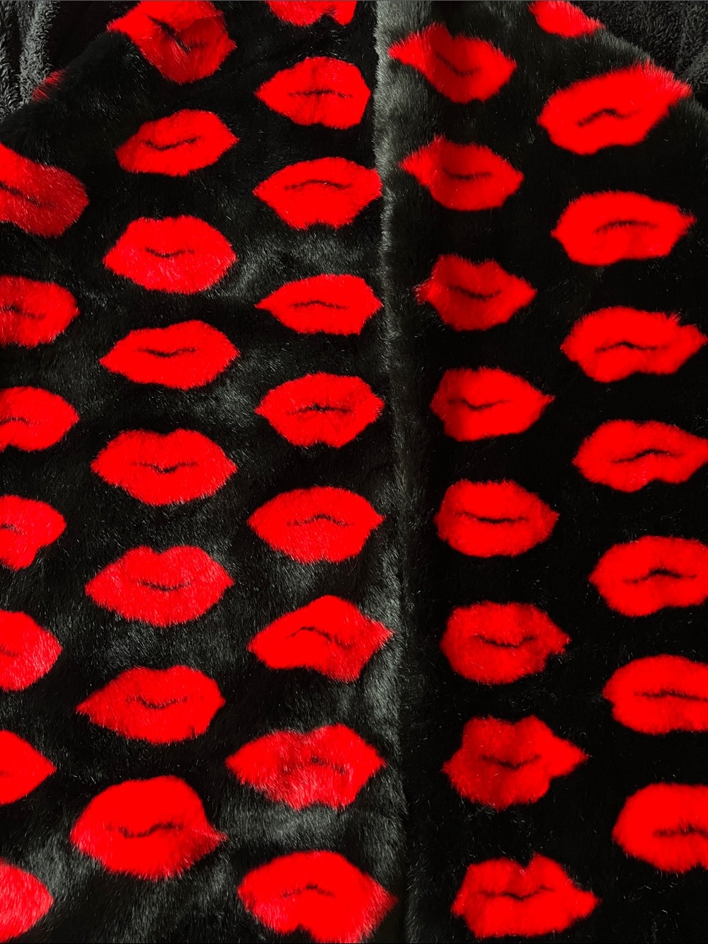 Victoria’s Secret Lips Faux Fur Wrap Shawl